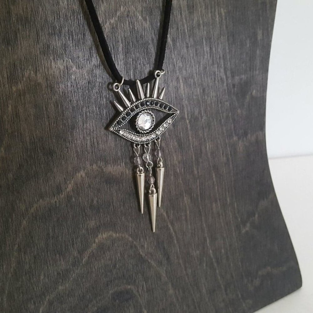 Eye of the Divine Silver Plated Necklace - Picture 6 of 10